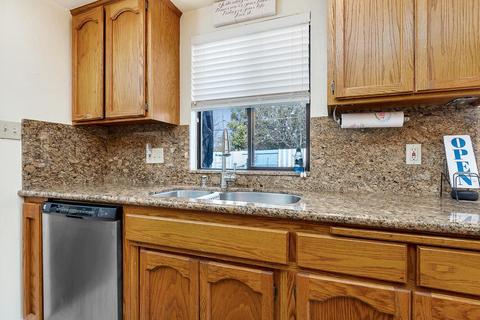 6109 Coyle Ave, Carmichael, CA 95608 photo 11