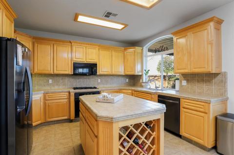 1825 Mary Jo Way, Ripon, CA 95366 photo 16