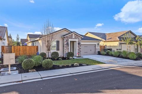 2304 La Force Dr, Modesto, CA 95355 photo 2