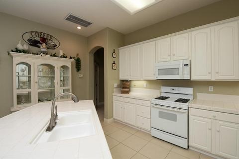 2805 Sagemill Dr, Modesto, CA 95355 photo 9