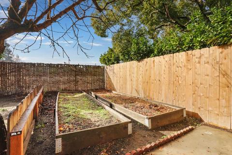 1027 S Mills Ave, Lodi, CA 95242 photo 40