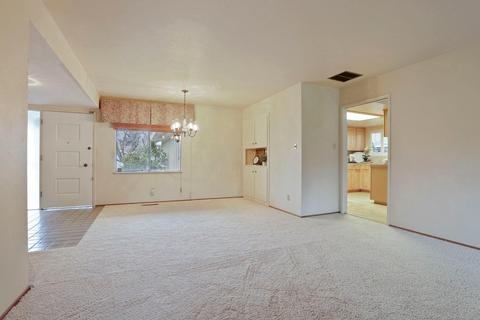 1027 S Mills Ave, Lodi, CA 95242 photo 11