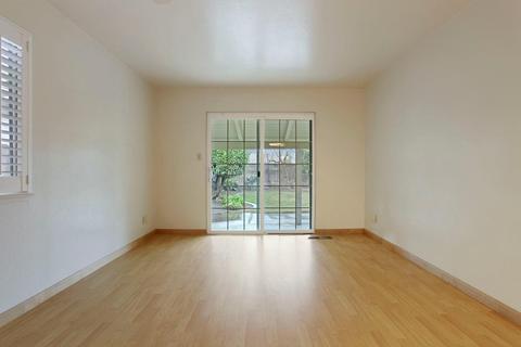 1027 S Mills Ave, Lodi, CA 95242 photo 14