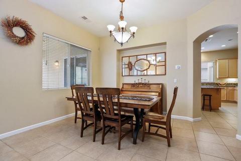 2165 Capistrano St, Manteca, CA 95337 photo 4