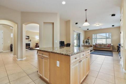 2165 Capistrano St, Manteca, CA 95337 photo 9