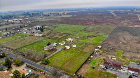 14133 E Collier Rd, Acampo, CA 95220 photo 1
