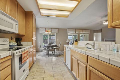 284 Idlewild Dr, Lodi, CA 95240 photo 9