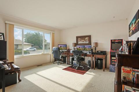 1703 Kent Dr, Lodi, CA 95242 photo 4