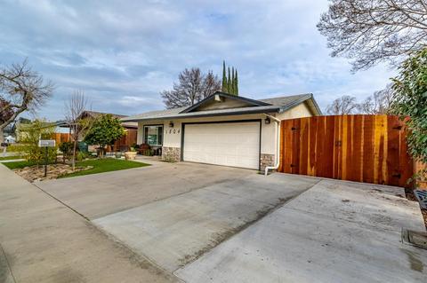 1804 Milpas Ln, Modesto, CA 95355 photo 3