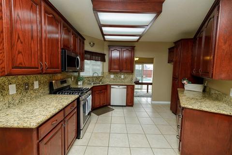 4504 Grace Ave, Keyes, CA 95328 photo 12