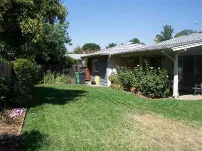 1427 Manchester, Chico, CA 95926 photo 5