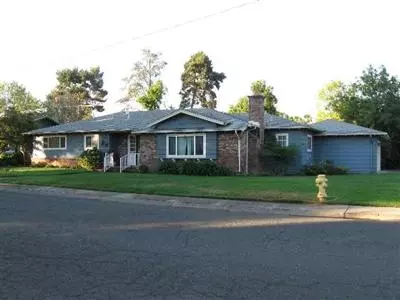 1427 Manchester, Chico, CA 95926 photo 1