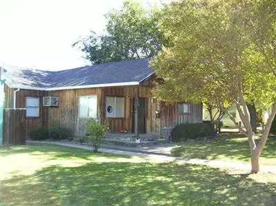 420 S Shasta St, Willows, CA 95988 photo 1