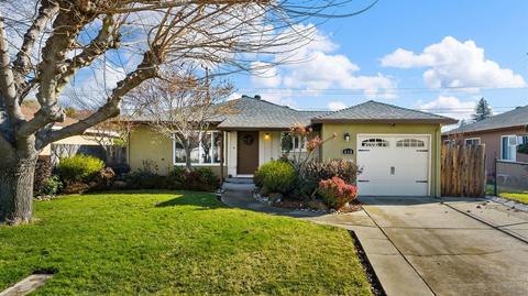 418 N Ham Ln, Lodi, CA 95242 photo 2