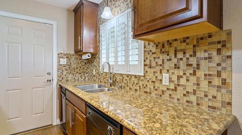 418 N Ham Ln, Lodi, CA 95242 photo 16