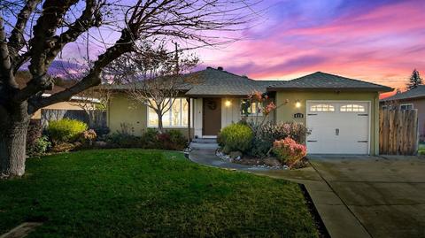 418 N Ham Ln, Lodi, CA 95242 photo 1