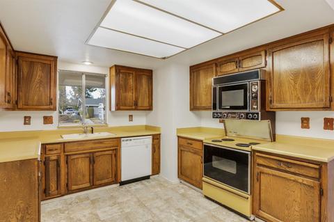 2324 Weldon Ave, Modesto, CA 95350 photo 12