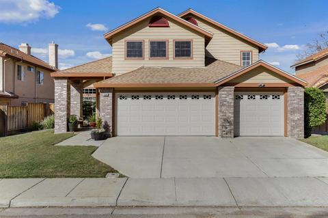1585 Locust Dr, Tracy, CA 95376 photo 2