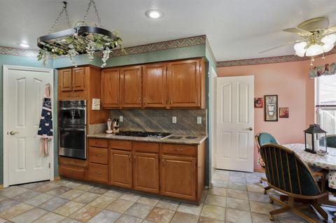 1585 Locust Dr, Tracy, CA 95376 photo 11