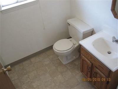 1698 Charlotte Ct, Olivehurst, CA 95961 photo 4