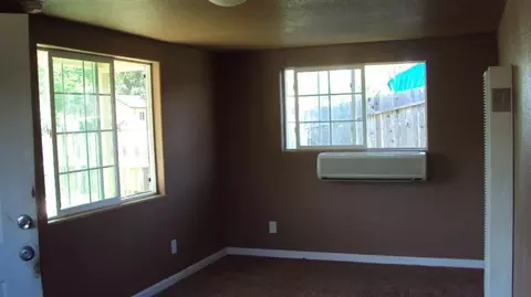 1809 6th Ave, Olivehurst, CA 95961 photo 2