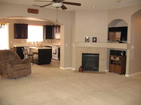 1374 Bamboo St, Plumas Lake, CA 95961 photo 2