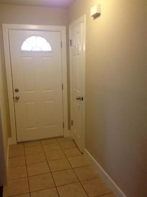 4273 Olivehurst Ave, Olivehurst, CA 95961 photo 2