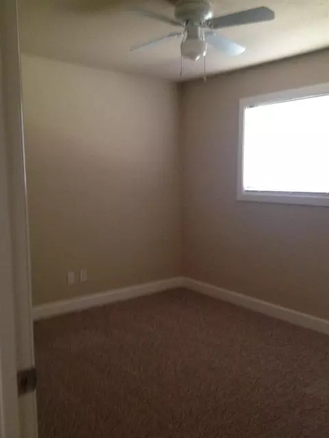4273 Olivehurst Ave, Olivehurst, CA 95961 photo 8
