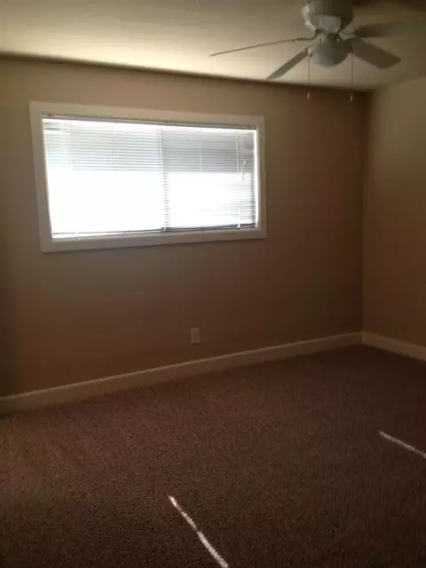 4273 Olivehurst Ave, Olivehurst, CA 95961 photo 9