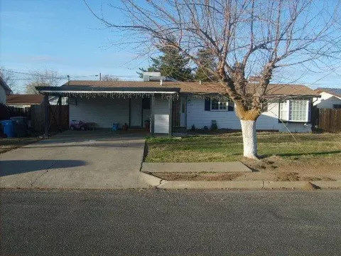 1128 I, Williams, CA 95987 photo 1