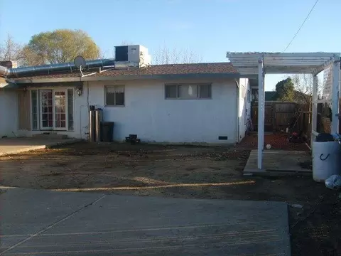 1128 I, Williams, CA 95987 photo 2