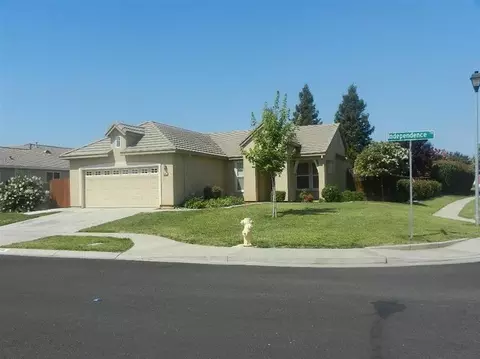 2340 Independence Trl, Plumas Lake, CA 95961 photo 1