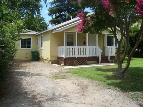 955 Oregon St, Gridley, CA 95948 photo 2
