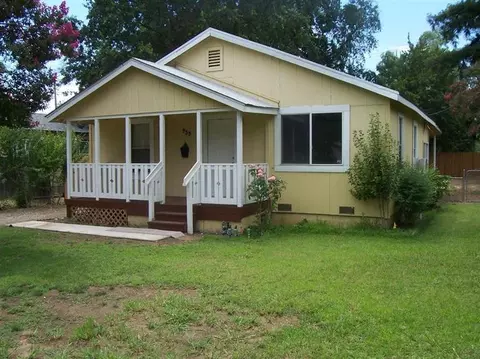 955 Oregon St, Gridley, CA 95948 photo 1