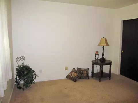 4565 Meadow Way, Olivehurst, CA 95961 photo 10