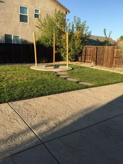 1745 Aster Ct, Olivehurst, CA 95961 photo 3