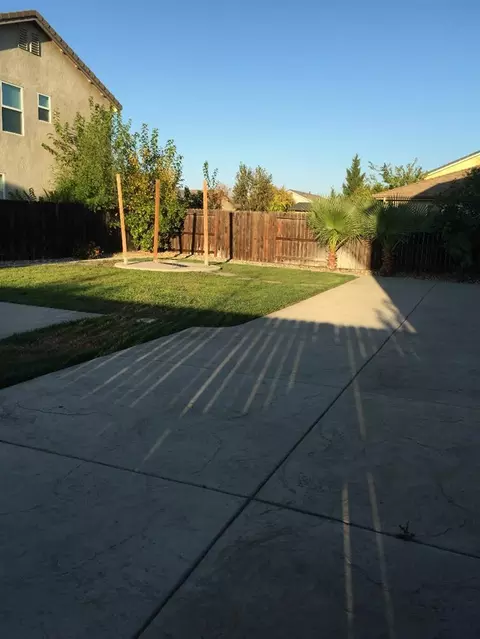 1745 Aster Ct, Olivehurst, CA 95961 photo 4