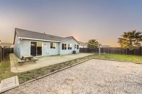 1387 Bamboo St, Plumas Lake, CA 95961 photo 3