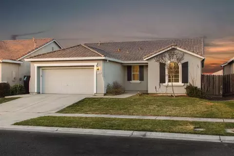 1387 Bamboo St, Plumas Lake, CA 95961 photo 2