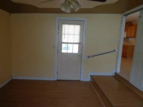 4265 Olivehurst Ave, Olivehurst, CA 95961 photo 2