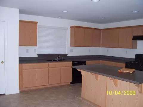 1741 Hicks Ave, Olivehurst, CA 95961 photo 5