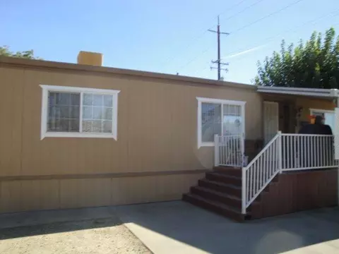 4749 Arboga Rd, Olivehurst, CA 95961 photo 2