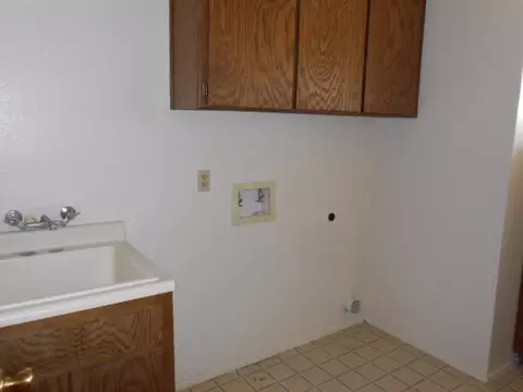 1594 5th Ave, Olivehurst, CA 95961 photo 8