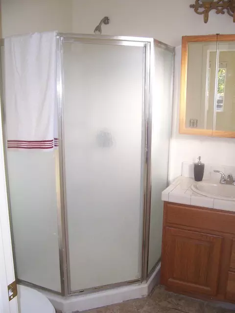 910 Indiana St, Gridley, CA 95948 photo 3