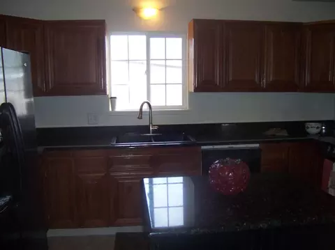 910 Indiana St, Gridley, CA 95948 photo 1