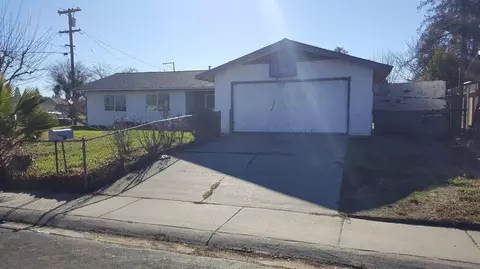 4310 Twain Dr, Olivehurst, CA 95961 photo 2