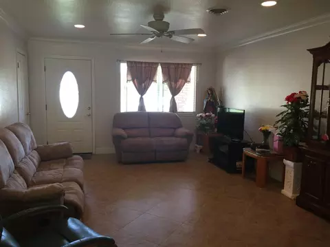 1878 18th St, Olivehurst, CA 95961 photo 2