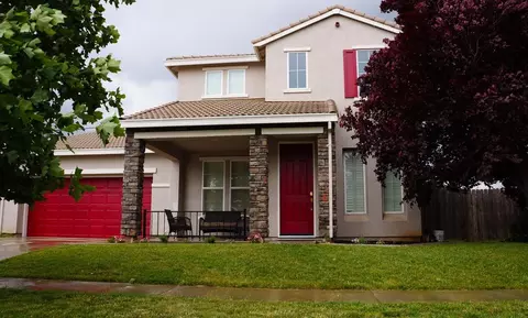 1112 Lost Trail Dr, Plumas Lake, CA 95961 photo 1