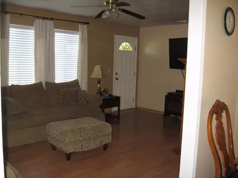 1113 Murphy Rd, Olivehurst, CA 95961 photo 5