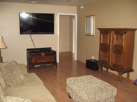 1113 Murphy Rd, Olivehurst, CA 95961 photo 3